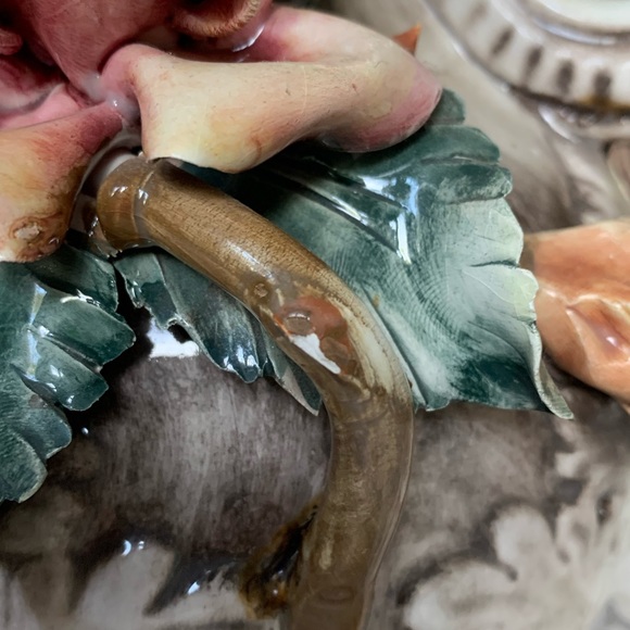 SALE! Italian Capodimonte Vase - Picture 8 of 13